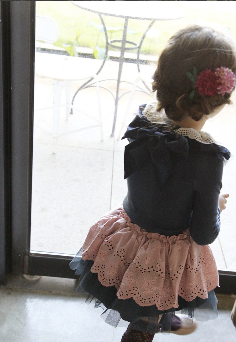 Bluza Geri cu broderie aplicata si funda mare 12 Bluza Geri cu broderie aplicata si funda mare 12