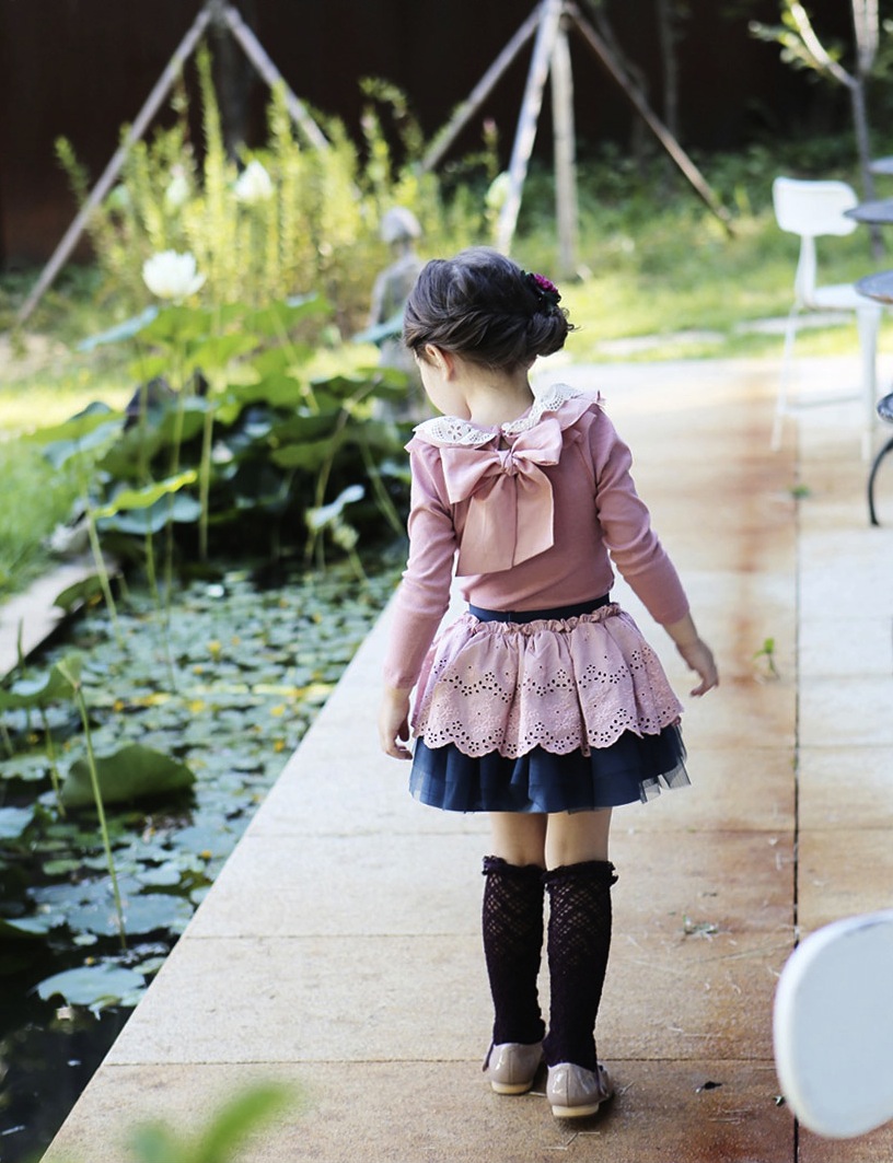 Bluza Geri cu broderie aplicata si funda mare 4 Bluza Geri cu broderie aplicata si funda mare 4