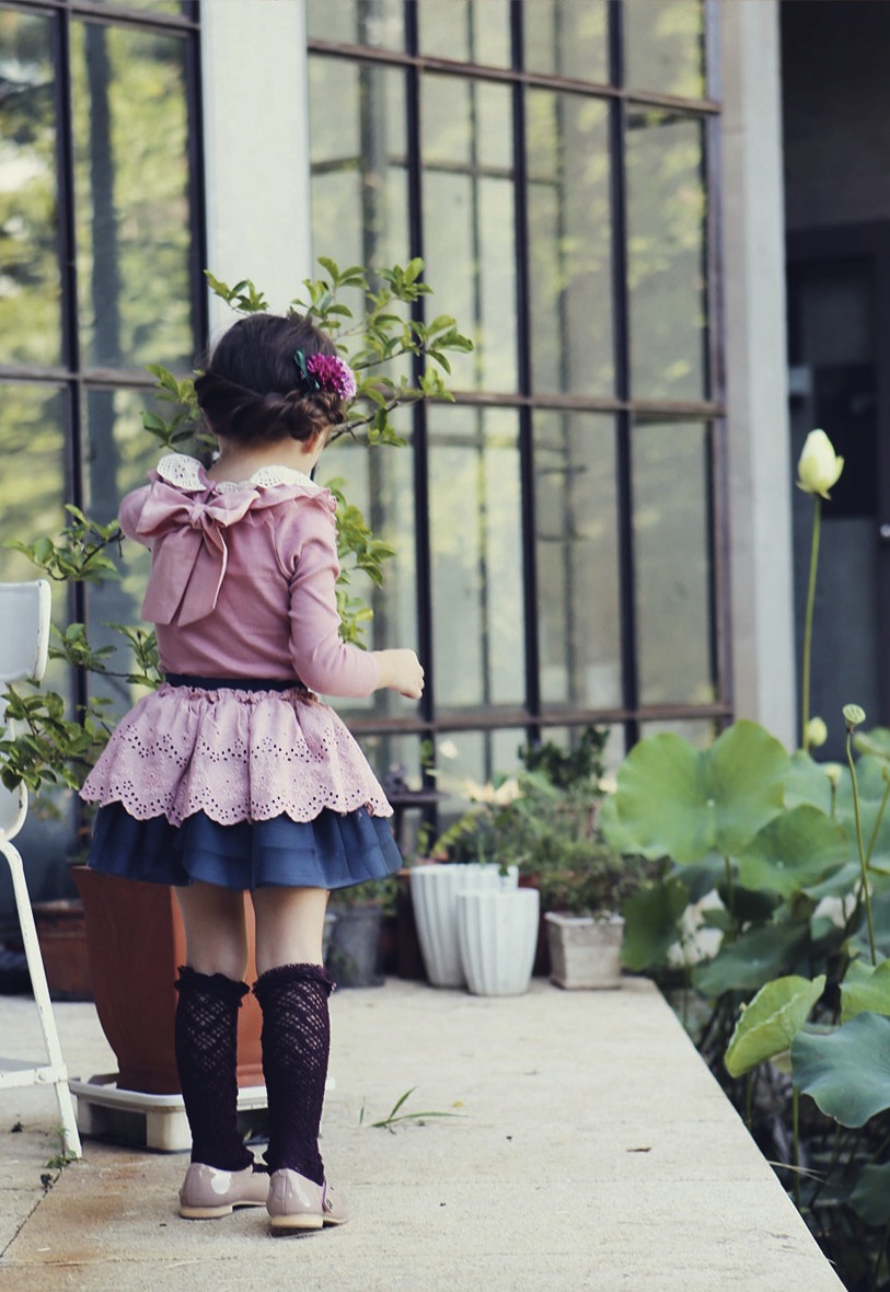 Bluza Geri cu broderie aplicata si funda mare 3 Bluza Geri cu broderie aplicata si funda mare 3