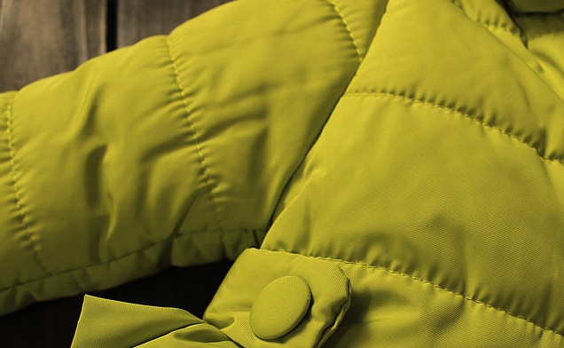 Geaca Amabelle cu gluga fronsata si flori brodate 5 Geaca Amabelle cu gluga fronsata si flori brodate 5