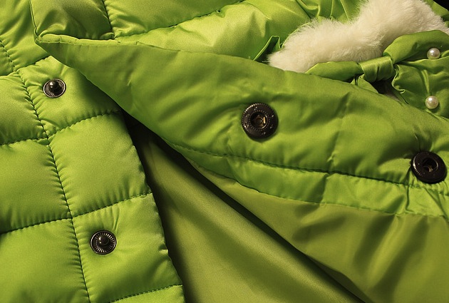 Geaca Ariane cu gluga simpatica si fundite 3 Geaca Ariane cu gluga simpatica si fundite 3