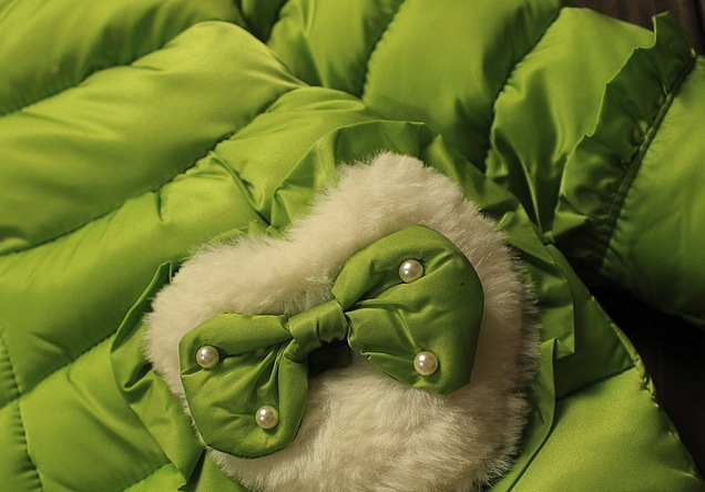 Geaca Ariane cu gluga simpatica si fundite 6 Geaca Ariane cu gluga simpatica si fundite 6