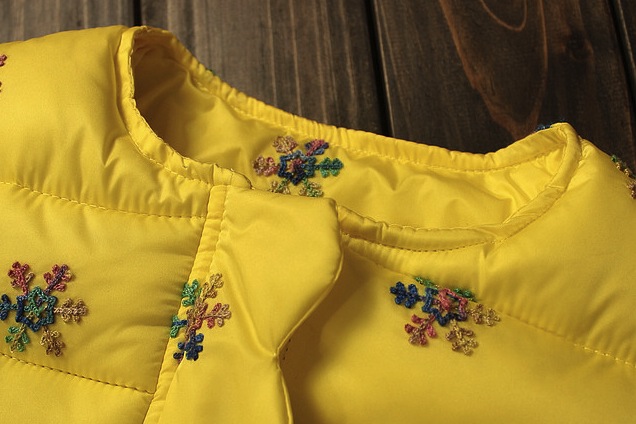 Geaca Elaine cu stelute colorate brodate 7 Geaca Elaine cu stelute colorate brodate 7