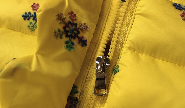 Geaca Elaine cu stelute colorate brodate 5 Geaca Elaine cu stelute colorate brodate 5