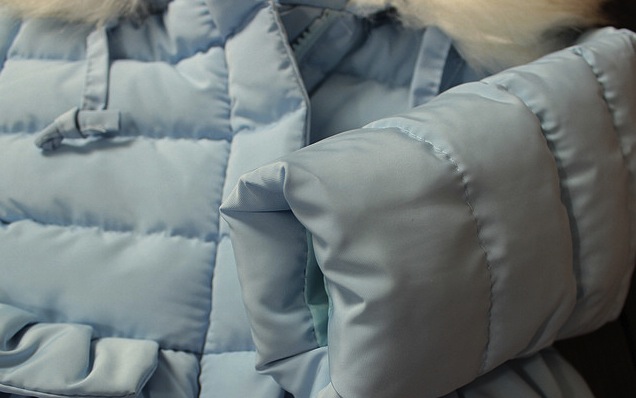 Geaca Valerie cu gluga si blanita chic 6 Geaca Valerie cu gluga si blanita chic 6