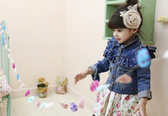 Geaca denim Laverne cu perle aplicate 4 Geaca denim Laverne cu perle aplicate 4