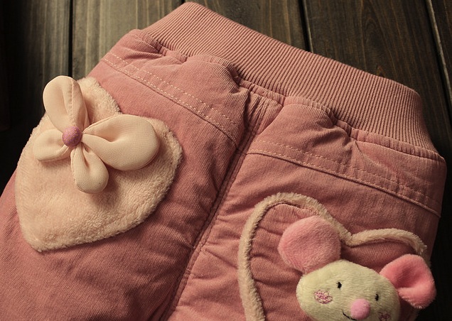 Pantaloni Jordane cu inimioare si Hello Kitty 8 Pantaloni Jordane cu inimioare si Hello Kitty 8