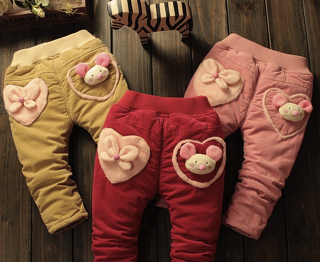 Pantaloni Jordane cu inimioare si Hello Kitty 11 Pantaloni Jordane cu inimioare si Hello Kitty 11