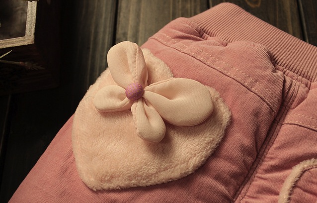 Pantaloni Jordane cu inimioare si Hello Kitty 5 Pantaloni Jordane cu inimioare si Hello Kitty 5