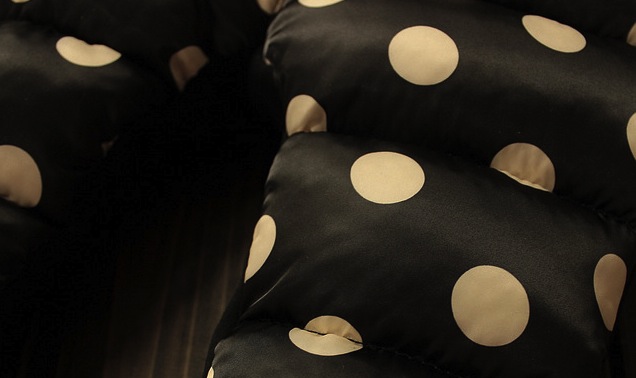 Pantaloni Marielle cu buline mari albe 9 Pantaloni Marielle cu buline mari albe 9