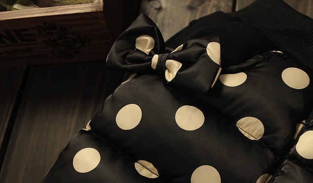 Pantaloni Marielle cu buline mari albe 7 Pantaloni Marielle cu buline mari albe 7