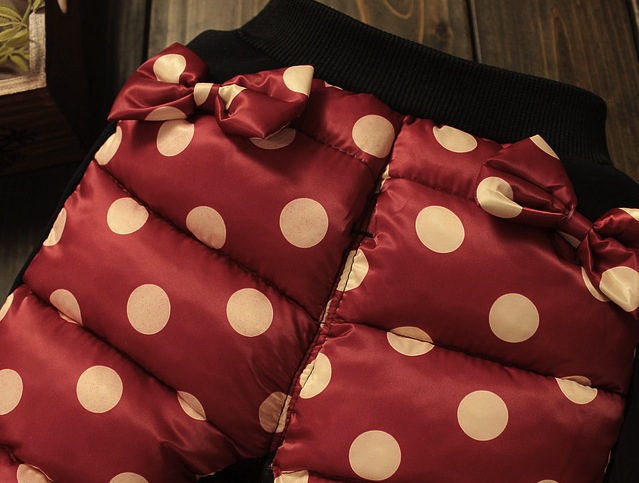 Pantaloni Marielle cu buline mari albe 5 Pantaloni Marielle cu buline mari albe 5