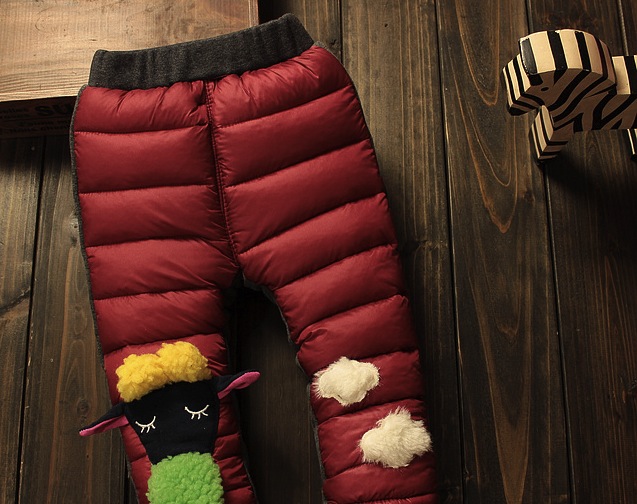 Pantaloni Maryl grosi cu animalute aplicate Pantaloni Maryl grosi cu animalute aplicate