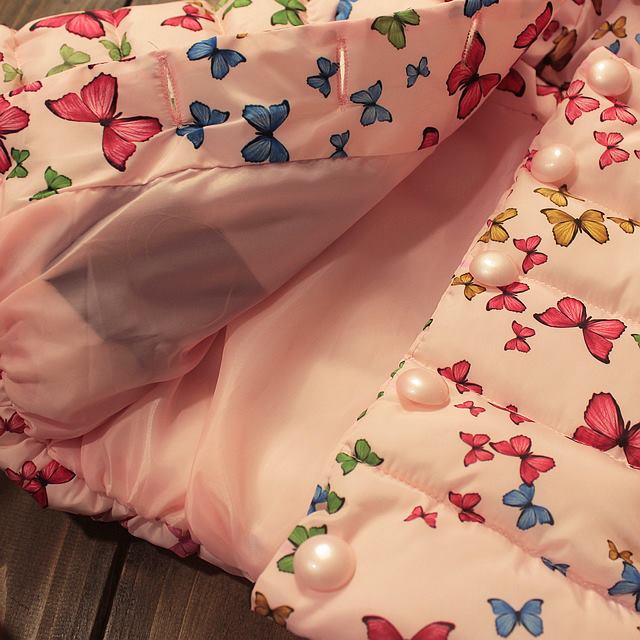 Geaca Aida cu fluturi imprimati si gluga Geaca Aida cu fluturi imprimati si gluga