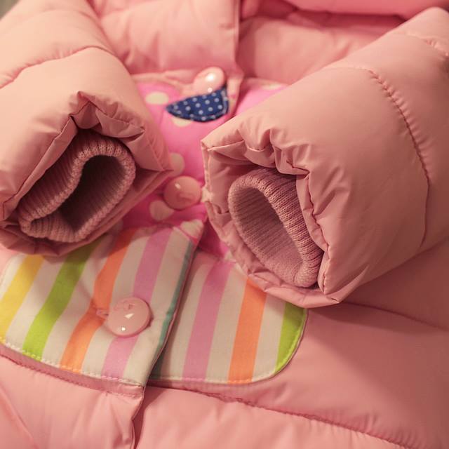 Geaca Cora in culori vesele cu figurina aplicata Geaca Cora in culori vesele cu figurina aplicata