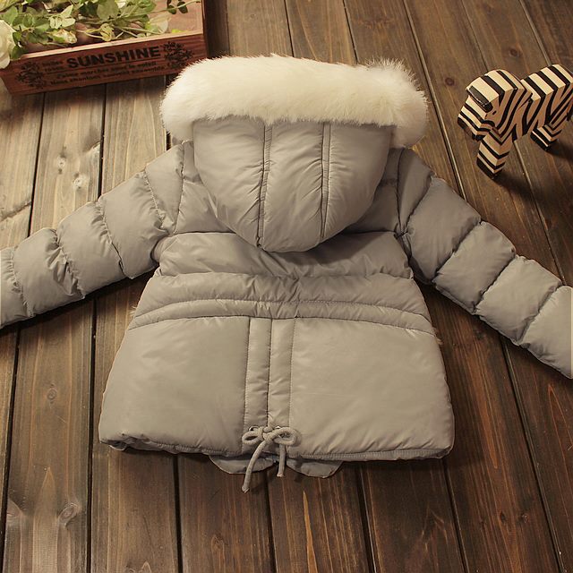 Geaca cu gluga si buzunare cu blanita model Cella Geaca cu gluga si buzunare cu blanita model Cella