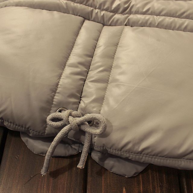 Geaca cu gluga si buzunare cu blanita model Cella Geaca cu gluga si buzunare cu blanita model Cella