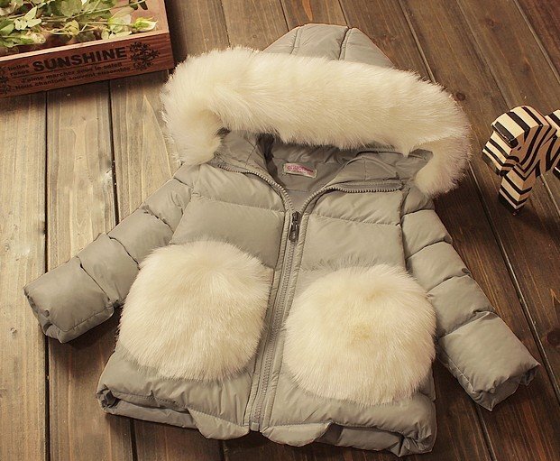 Geaca cu gluga si buzunare cu blanita model Cella Geaca cu gluga si buzunare cu blanita model Cella