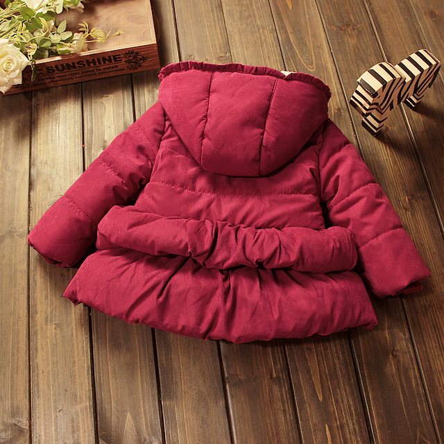 Geaca cu gluga si captuseala imblanita model Dahna Geaca cu gluga si captuseala imblanita model Dahna