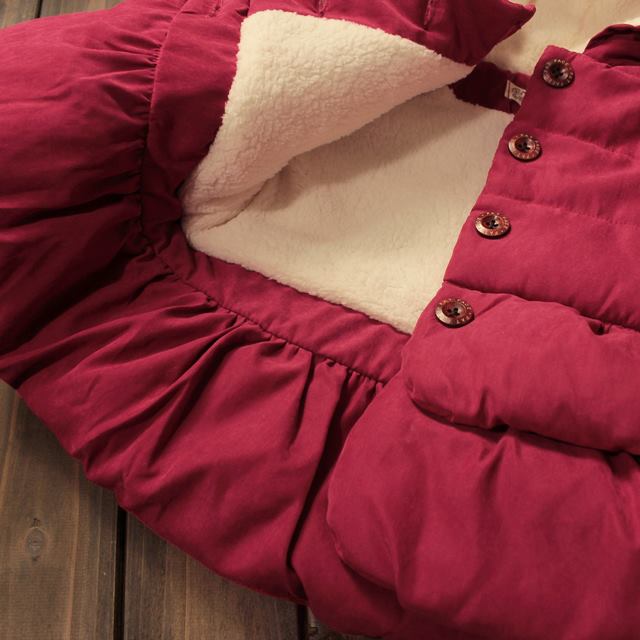 Geaca cu gluga si captuseala imblanita model Dahna Geaca cu gluga si captuseala imblanita model Dahna