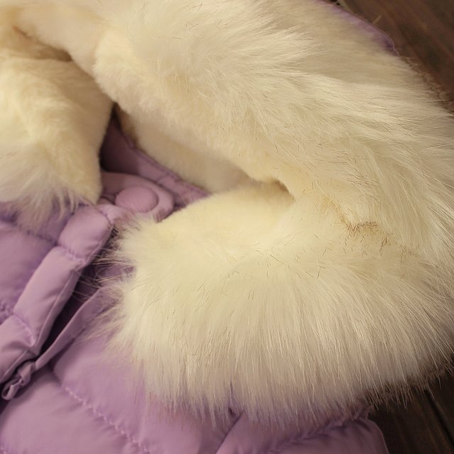 Geaca de iarna cu gluga cu blanita model Arabella Geaca de iarna cu gluga cu blanita model Arabella