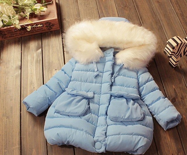 Geaca de iarna cu gluga cu blanita model Arabella Geaca de iarna cu gluga cu blanita model Arabella