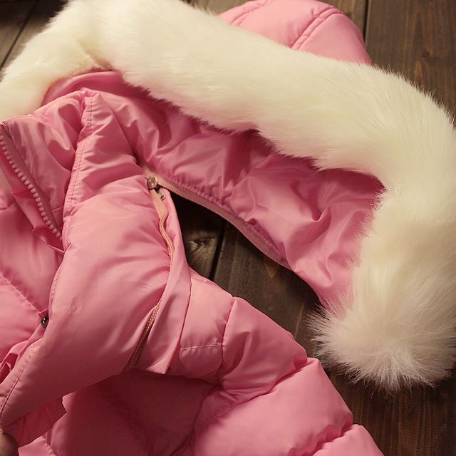 Geaca iarna cu gluga imblanita model Ceria Geaca iarna cu gluga imblanita model Ceria