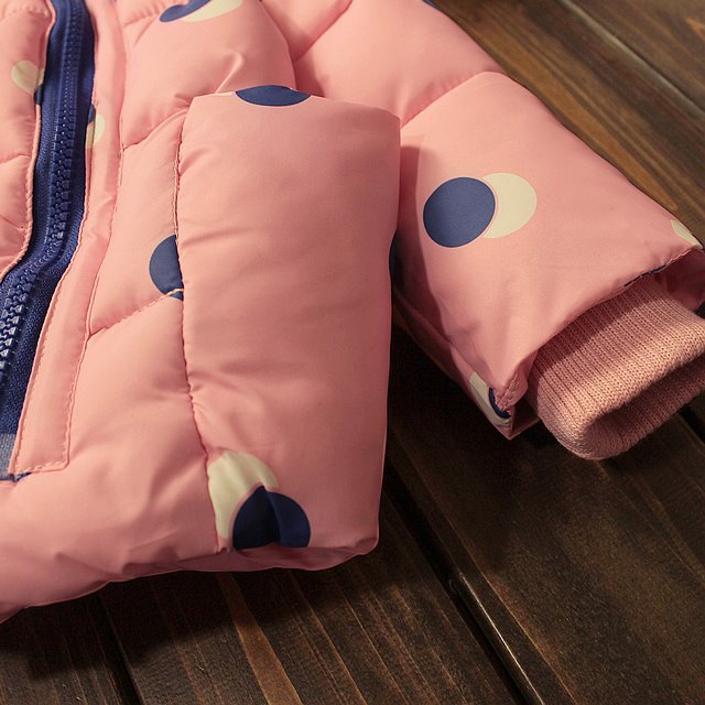 Geaca moderna cu fular detasabil model Linette Geaca moderna cu fular detasabil model Linette