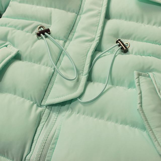 Geaca pentru iarna cu cordon reglabil - Cheri Geaca pentru iarna cu cordon reglabil - Cheri