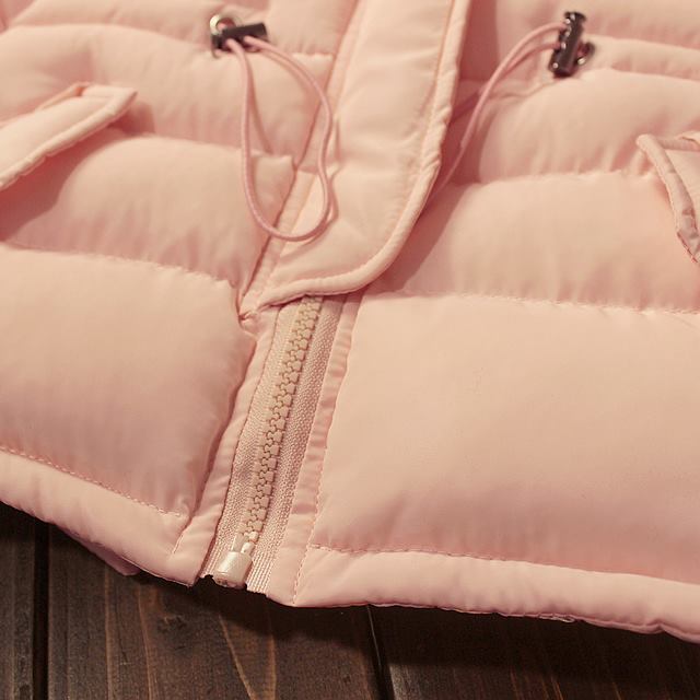 Geaca pentru iarna cu cordon reglabil - Cheri Geaca pentru iarna cu cordon reglabil - Cheri