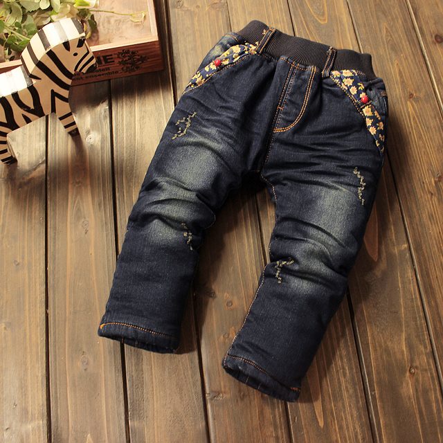 Jeans cu captuseala groasa si fundite din broderie - Cira Jeans cu captuseala groasa si fundite din broderie - Cira