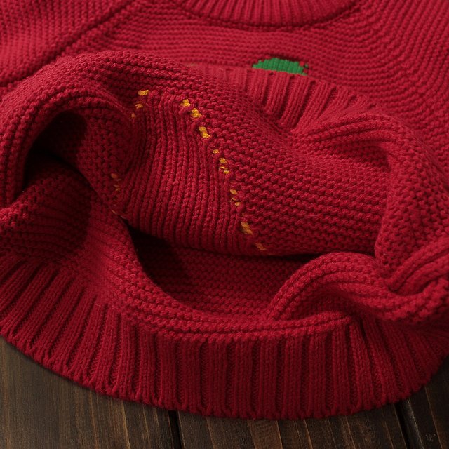 Pulover cu figurina vesela si buzunar detasabil - Noemie Pulover cu figurina vesela si buzunar detasabil - Noemie