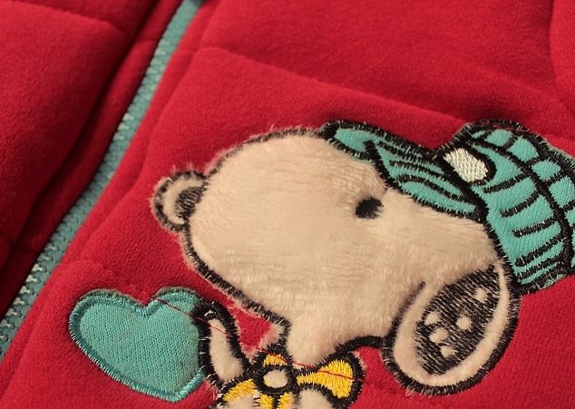 Set casual cu vesta, geaca si pantaloni model Leora Set casual cu vesta, geaca si pantaloni model Leora