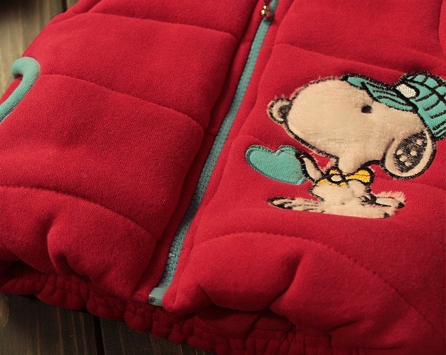 Set casual cu vesta, geaca si pantaloni model Leora Set casual cu vesta, geaca si pantaloni model Leora