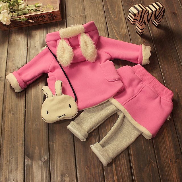 Set fetite cu hanorac cu gluga si fusta cu pantaloni - Terra Set fetite cu hanorac cu gluga si fusta cu pantaloni - Terra