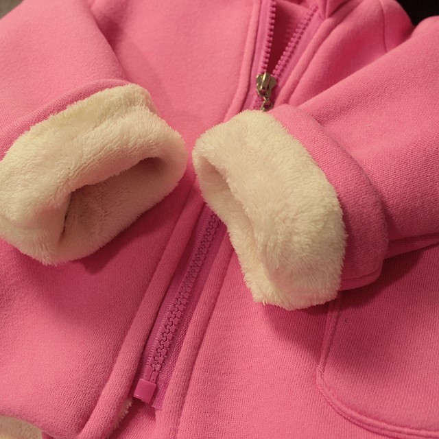 Set fetite cu hanorac cu gluga si fusta cu pantaloni - Terra Set fetite cu hanorac cu gluga si fusta cu pantaloni - Terra