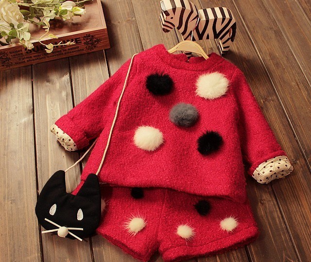 Set gros de iarna cu bluza si pantaloni scurti - Amalia