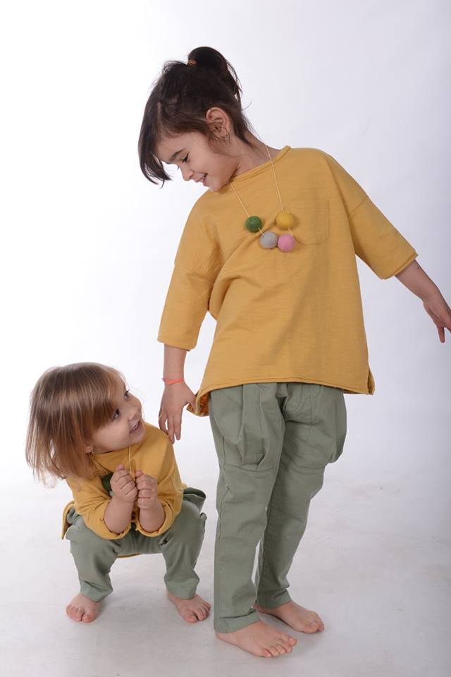 Set modern si confortabil pentru fetite chic Set modern si confortabil pentru fetite chic