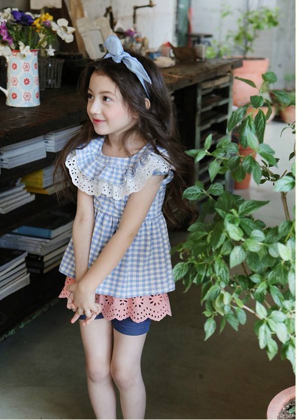 Bluza vaporoasa cu broderie aplicata model Cherry 10 Bluza vaporoasa cu broderie aplicata model Cherry 10