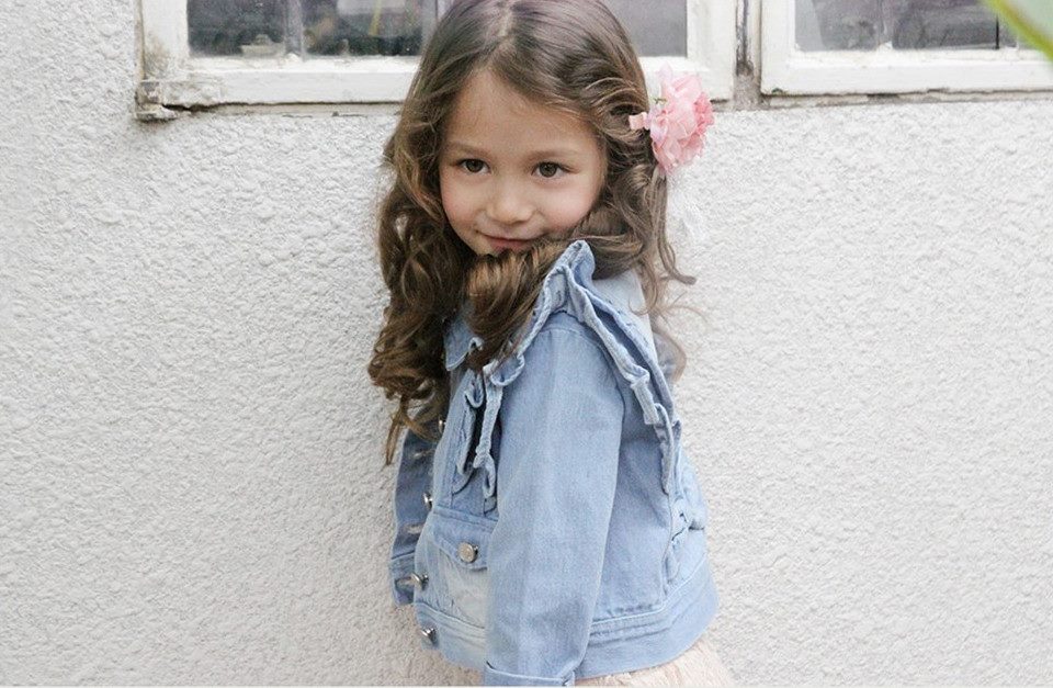 Jacheta cocheta din jeans cu fundita model Fiesta Jacheta cocheta din jeans cu fundita model Fiesta