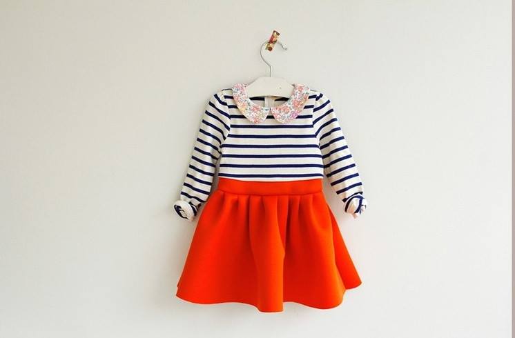 Rochie trendy cu guler inflorat model Edina 9 Rochie trendy cu guler inflorat model Edina 9