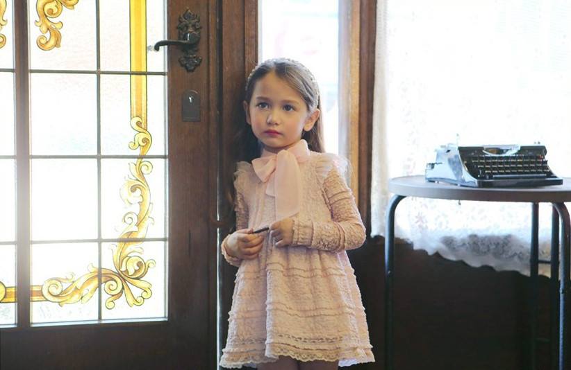 Rochie vintage delicata cu broderie model Lucia 11