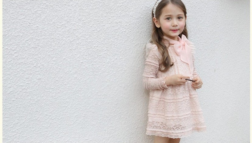 Rochie vintage delicata cu broderie model Lucia 5